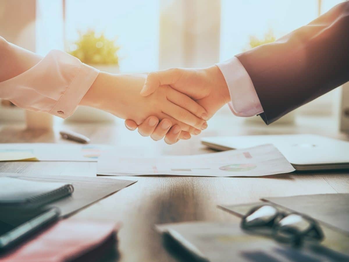 How to choose a financial adviser that is trusted and qualified