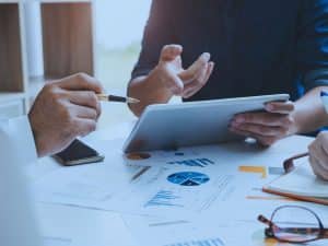 How much does a financial adviser cost in Australia?